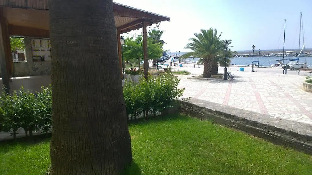 Delimaras Studios Nea Skioni 0*,